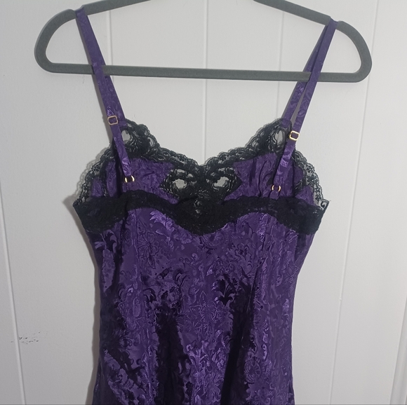 Vintage Victorias Secret Cami - Picture 5 of 10